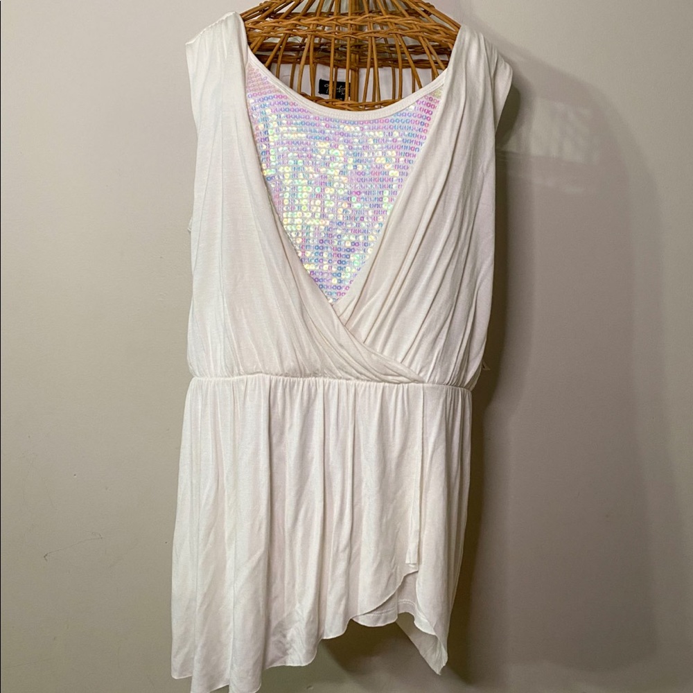 Thalia Sodi White Sleeveless Blouse NWT